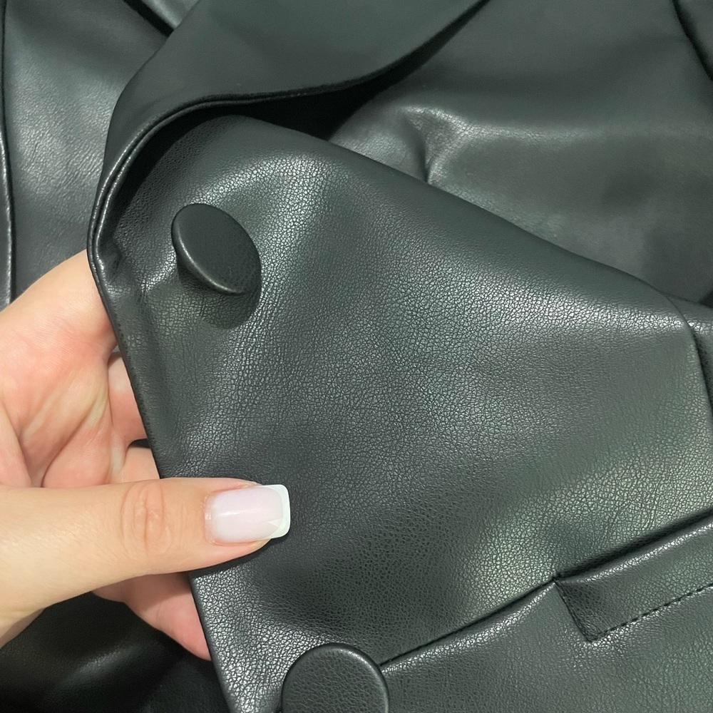 BCBGMAXAZRIA  oversized blazer - Picture 6 of 11